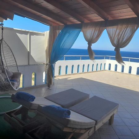 Delfini Aparthotel Akhladherí Exterior foto